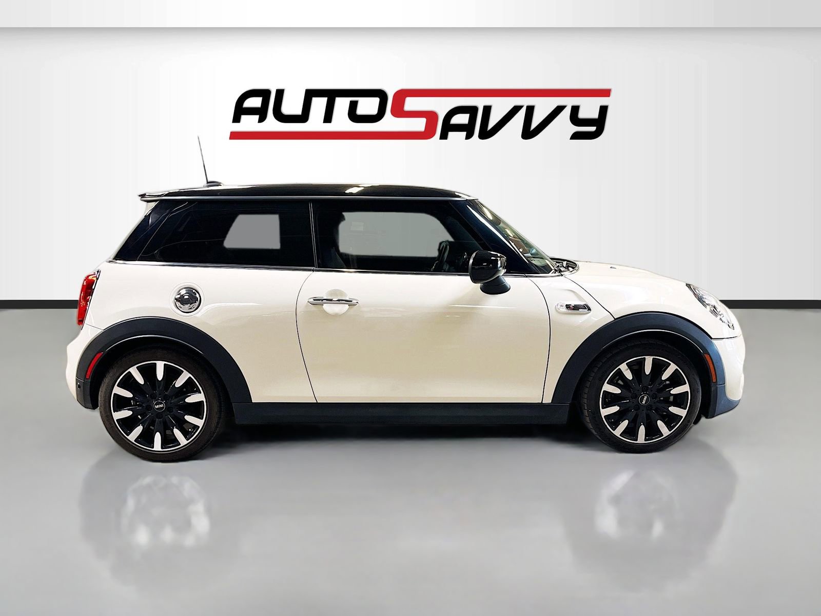 Used 2021 MINI Cooper S w/ 6.5" Touchscreen Package image 8