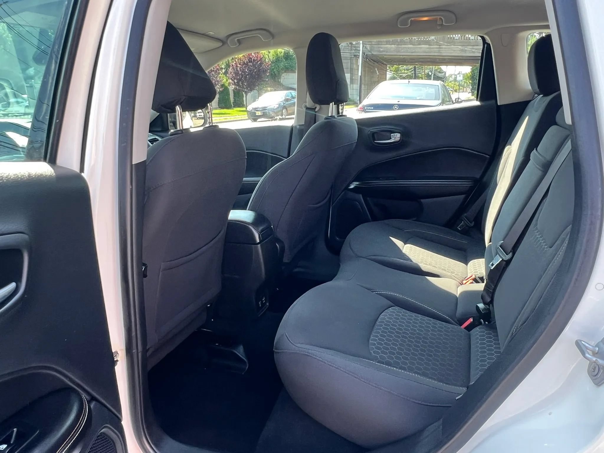 Used 2019 Jeep Compass Sport FWD image 29