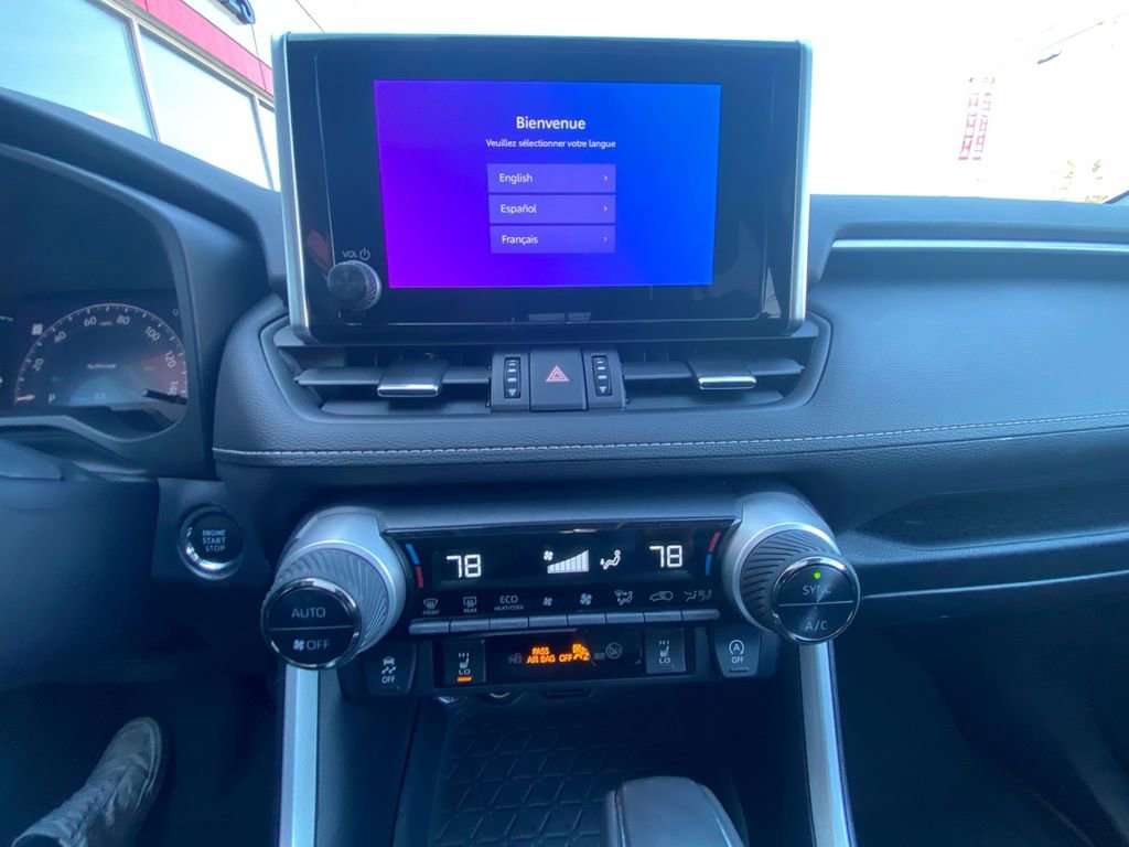 Used 2023 Toyota RAV4 XLE Premium image 17