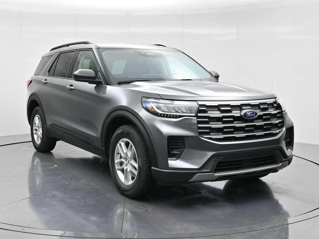 New 2026 Ford Explorer Active AWD/4WD image 3