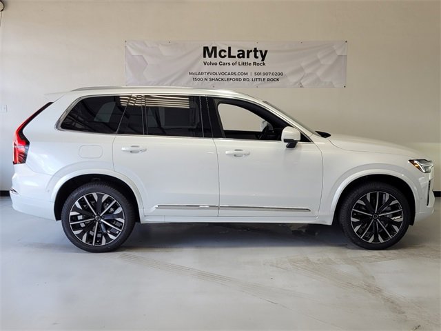 New 2026 Volvo XC90 B5 Plus w/ Protection Package image 2