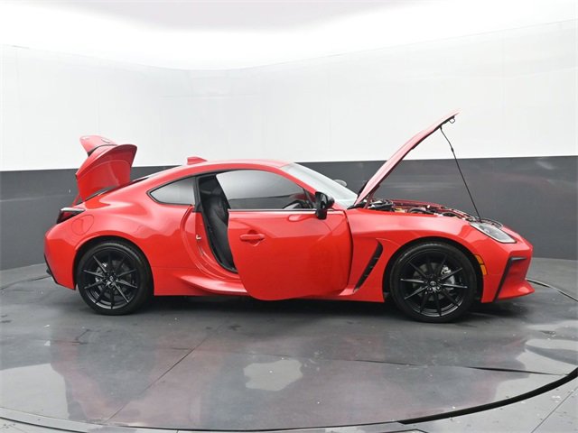 Used 2025 Toyota GR86 Premium image 24