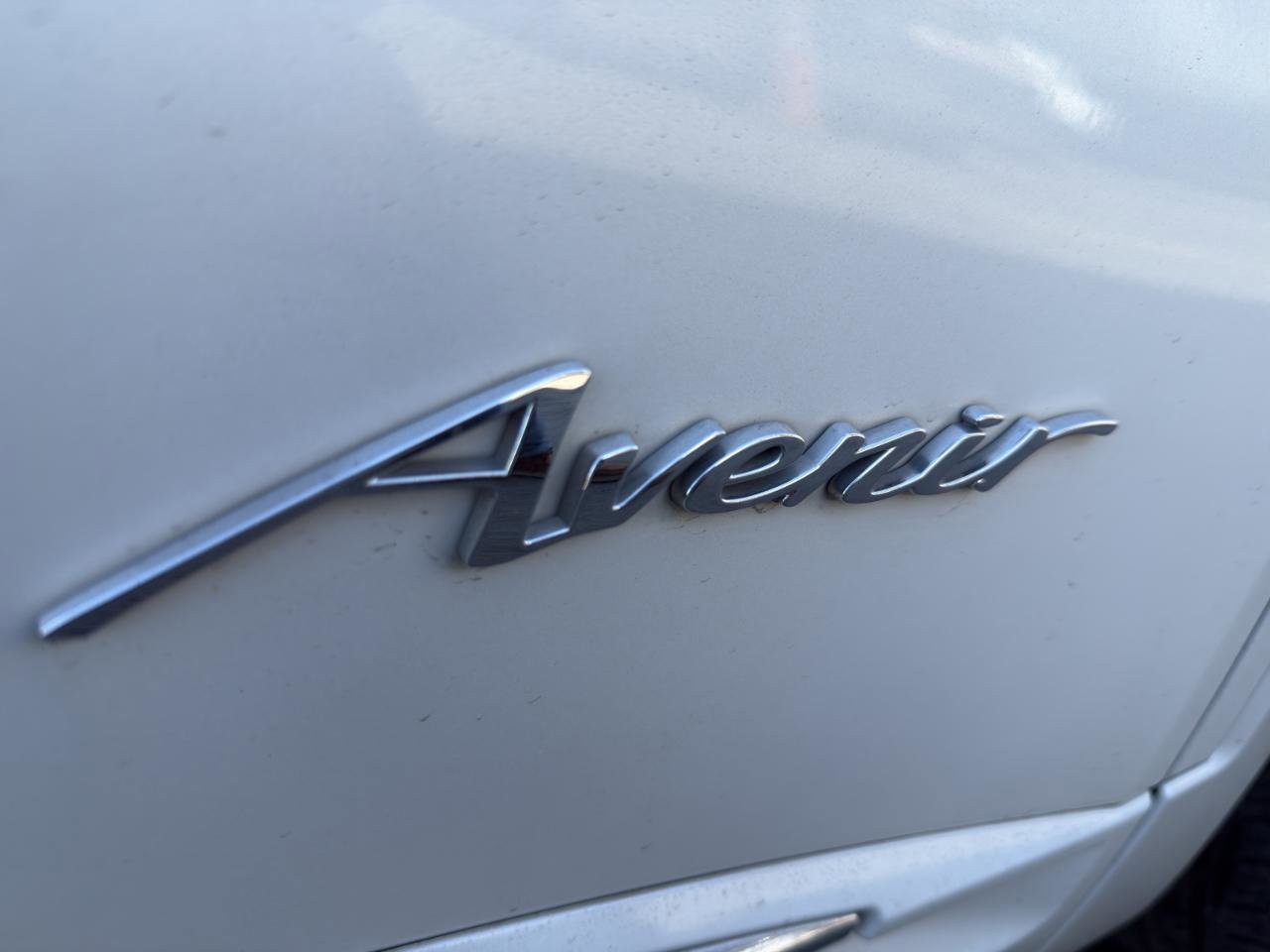 Used 2023 Buick Envision Avenir AWD/4WD image 28