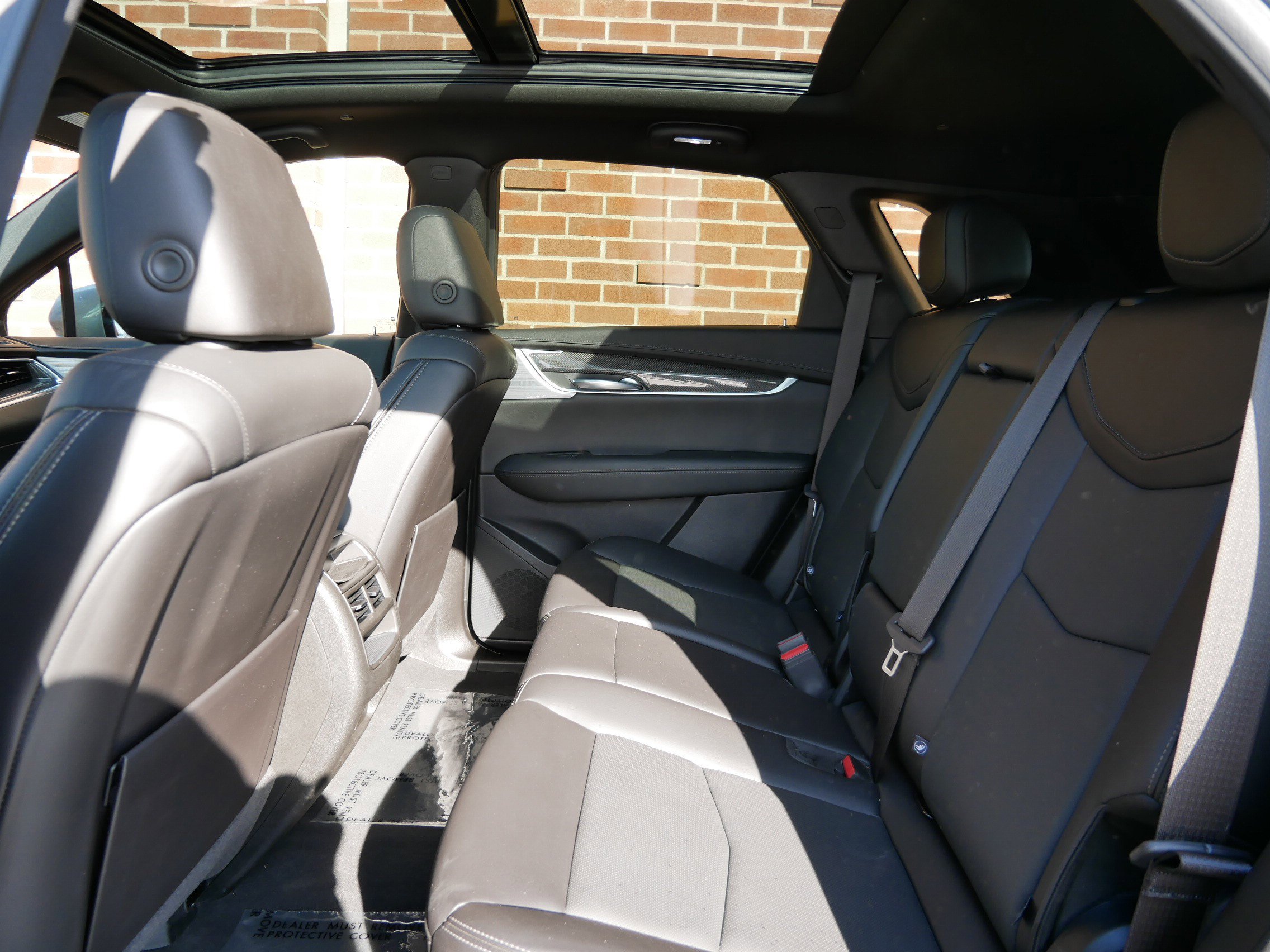 Certified 2024 Cadillac XT5 Sportv w/ LPO, Floor Liner Package image 10