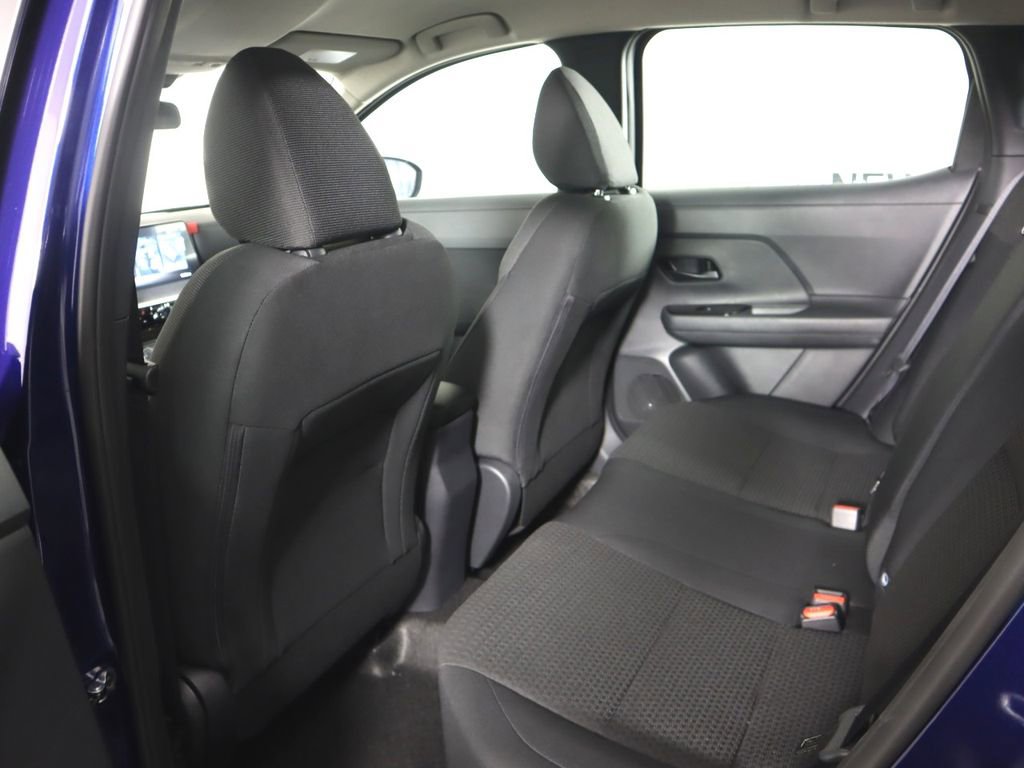 New 2026 Nissan Kicks S image 18