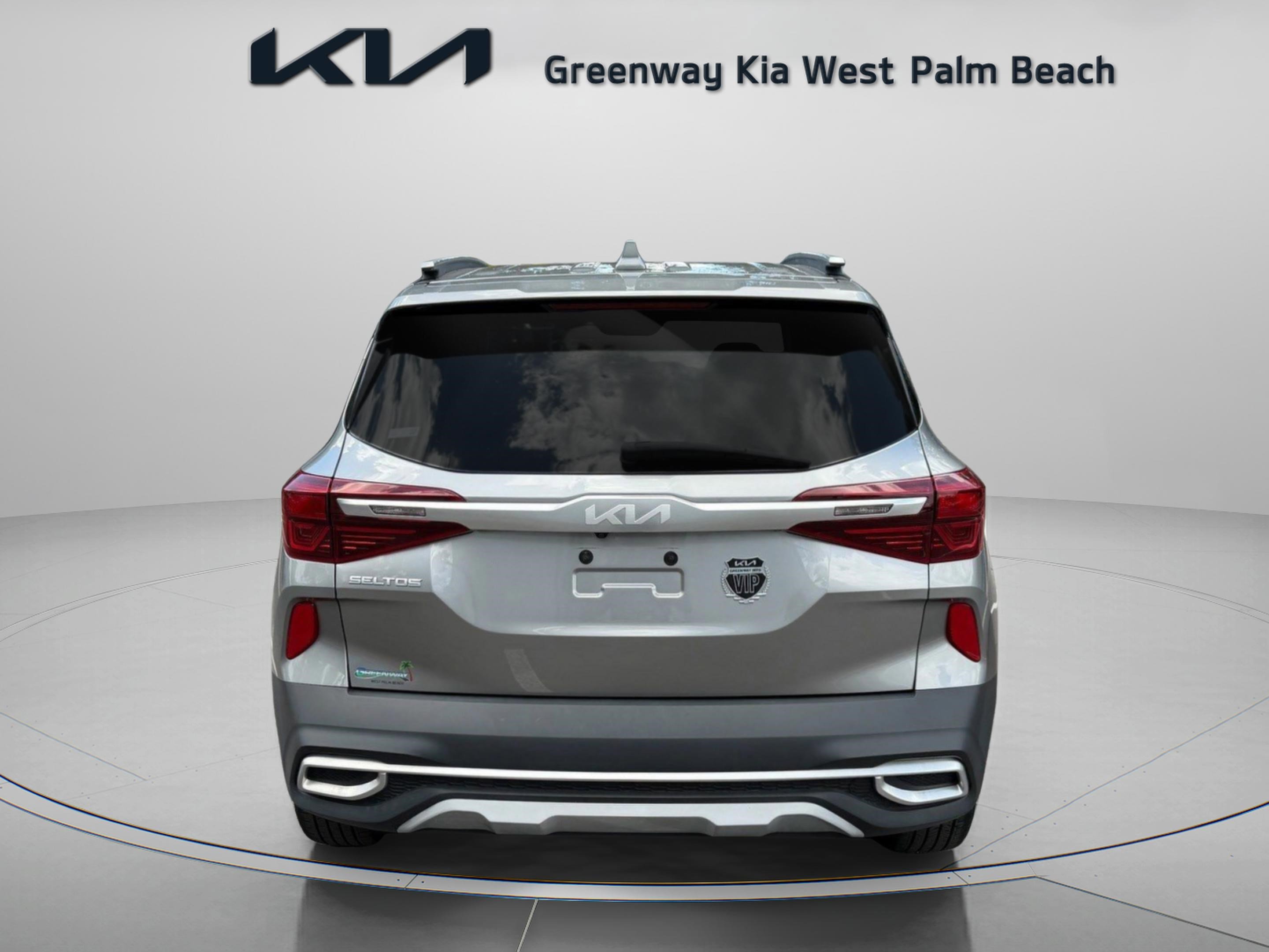 Used 2023 Kia Seltos EX AWD/4WD image 6