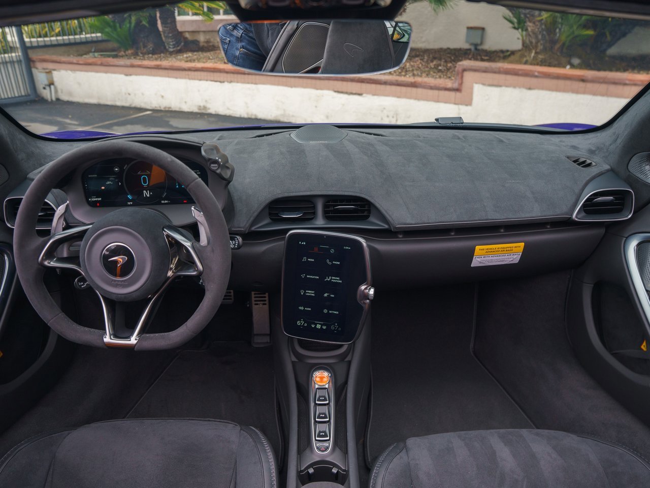 Used 2025 McLaren Artura Spider image 26