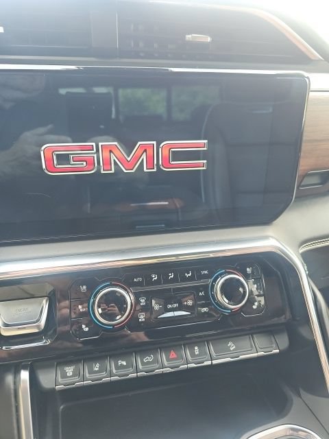 Used 2024 GMC Sierra 2500 Denali Ultimate AWD/4WD image 21
