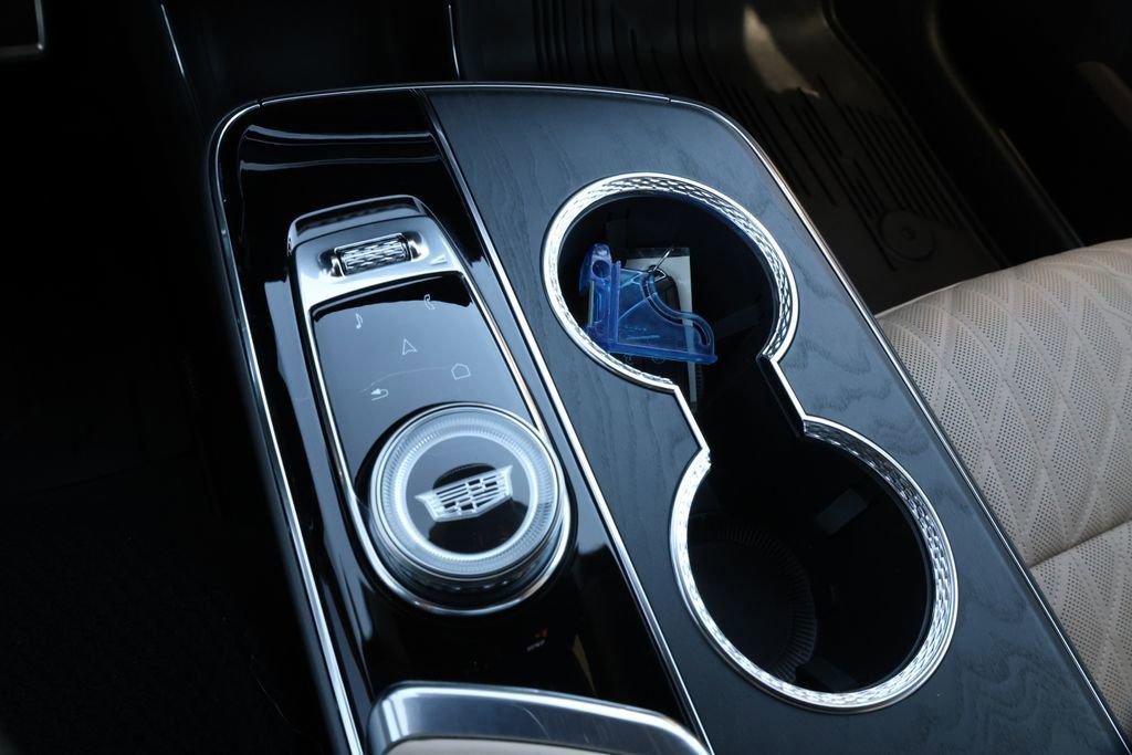 Certified 2025 Cadillac Lyriq Sport image 21