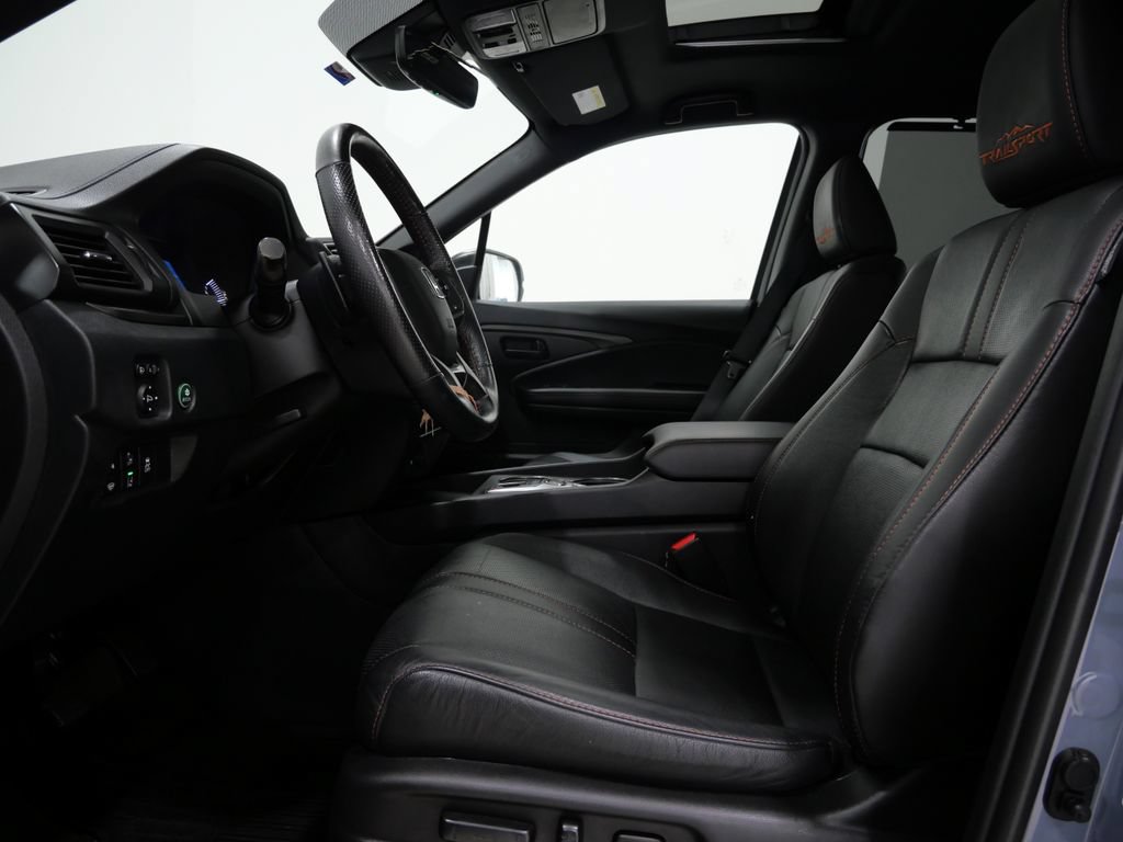 Used 2024 Honda Passport TrailSport image 12