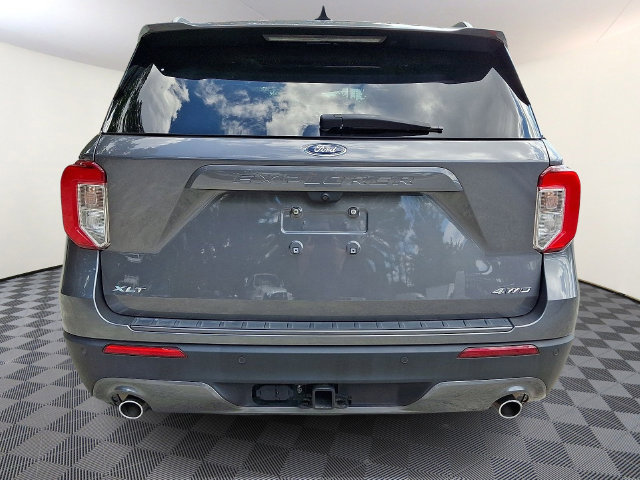 Certified 2024 Ford Explorer XLT w/ Equipment Group 202A AWD/4WD image 6