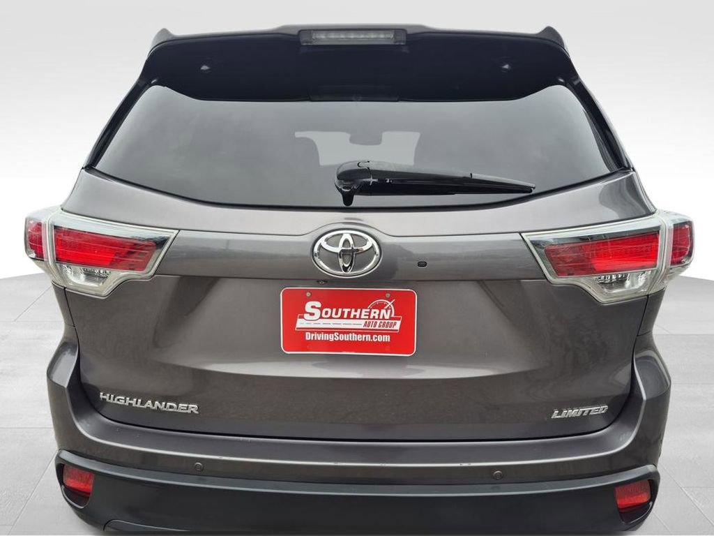 Used 2016 Toyota Highlander Limited image 5