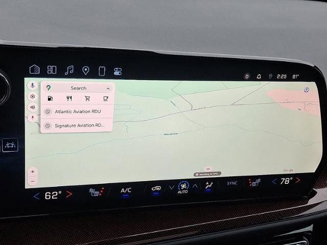 Used 2025 Chevrolet Traverse Z71 w/ Driver Confidence Package image 20