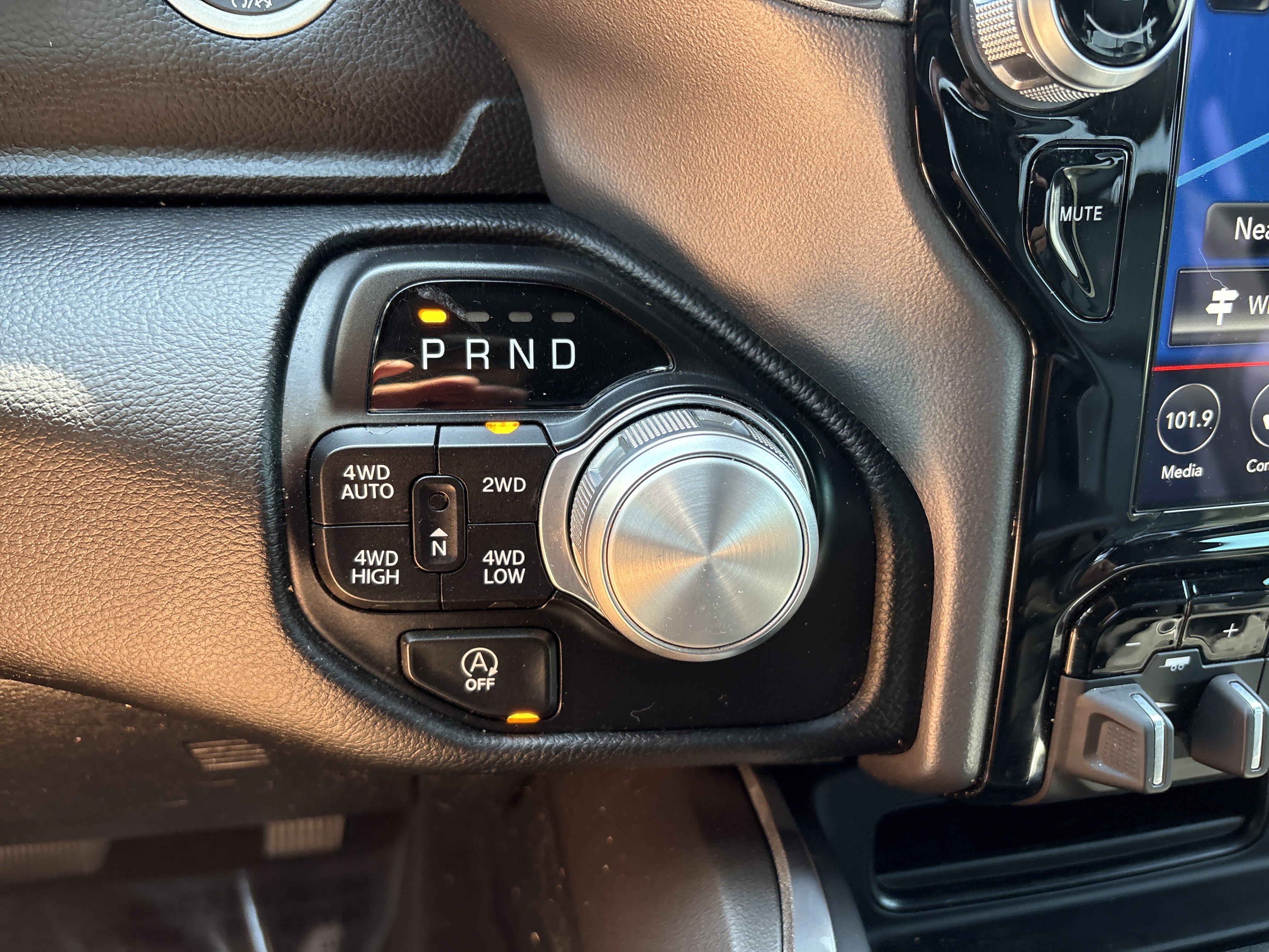 Certified 2021 RAM 1500 Laramie image 30