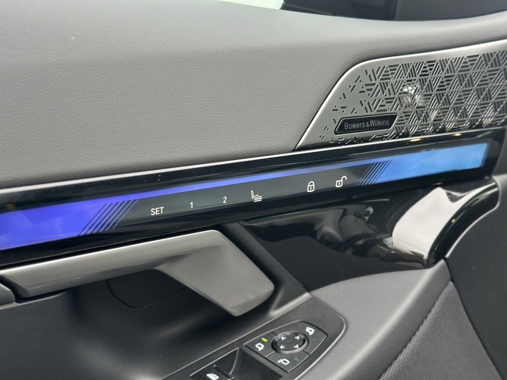 Certified 2024 BMW i5 M60 w/ Premium Package image 21