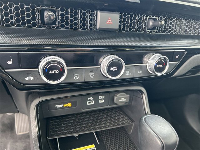 Used 2024 Honda CR-V Sport Touring image 17