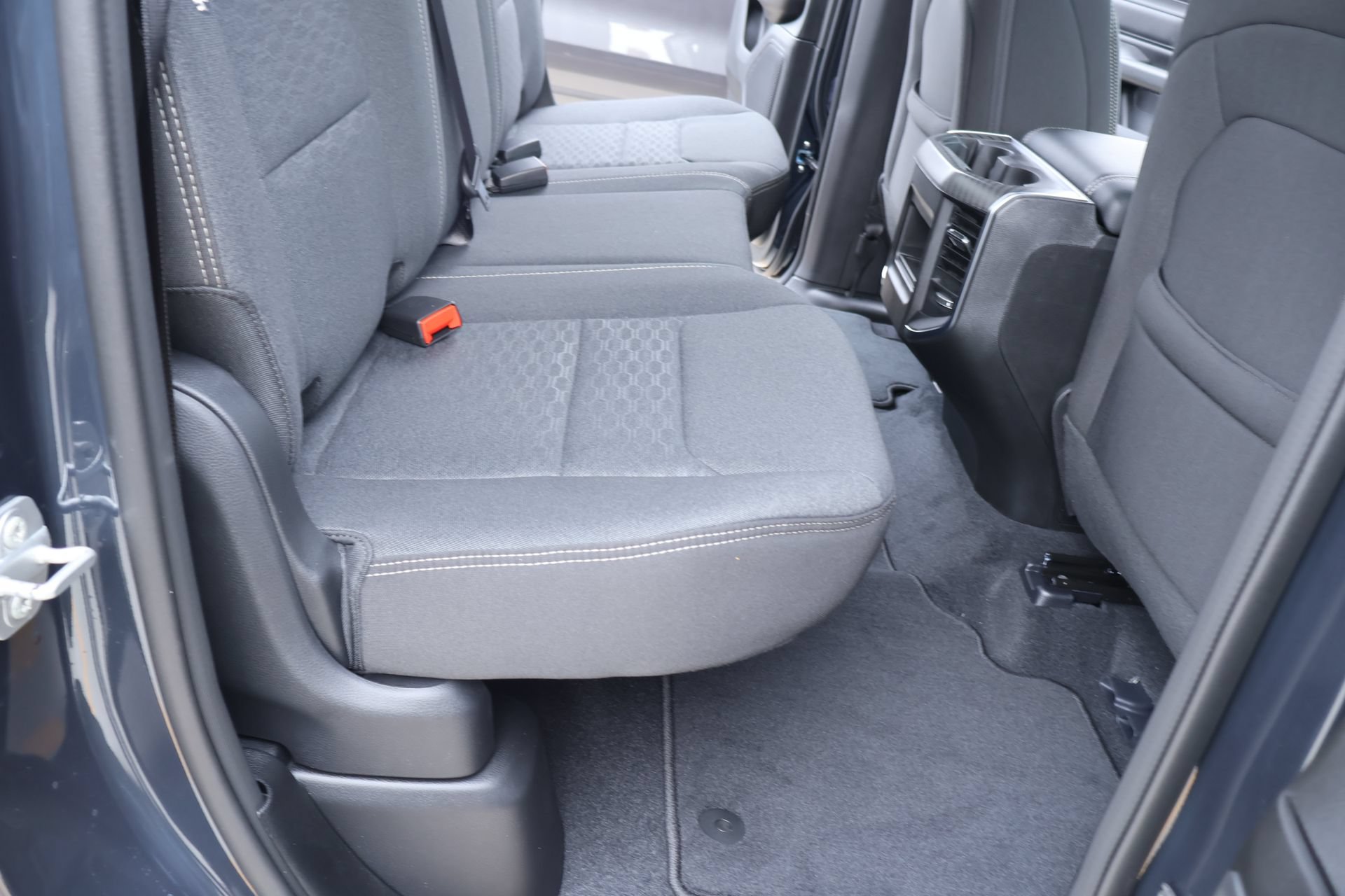 New 2026 RAM 1500 Express AWD/4WD image 13