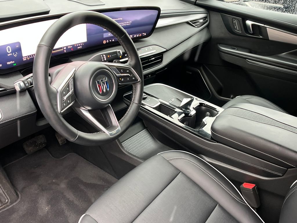 Used 2025 Buick Enclave Preferred image 10