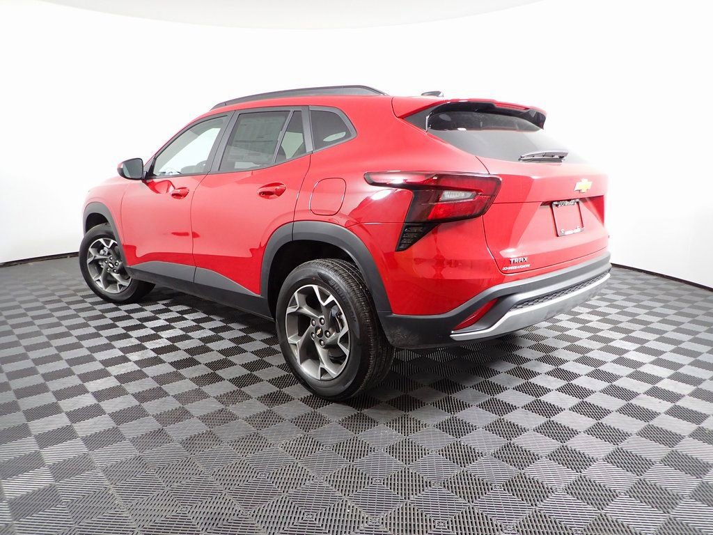 New 2026 Chevrolet Trax LT w/ LT Convenience Package image 10