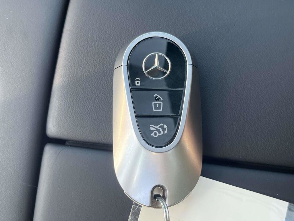 New 2026 Mercedes-Benz S 580 4MATIC Sedan image 4