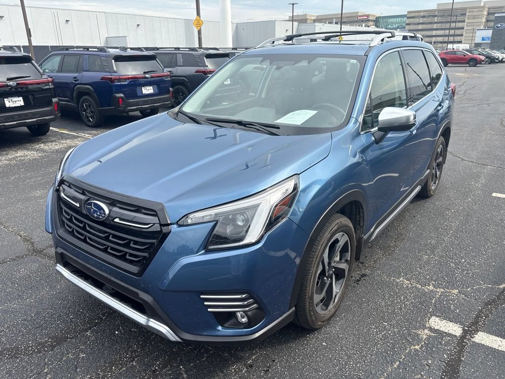 Certified 2023 Subaru Forester Touring AWD/4WD image 6