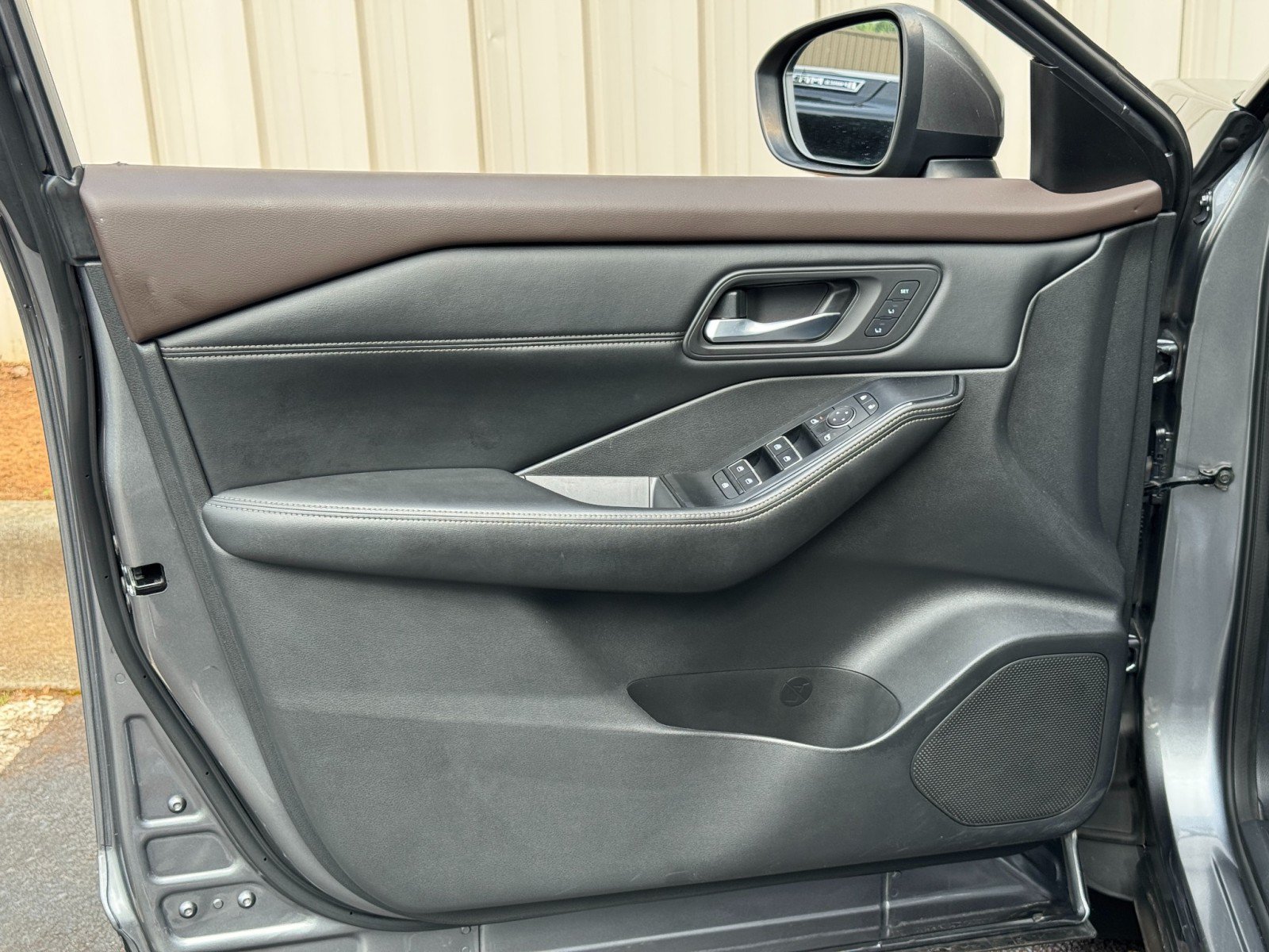 Used 2022 Nissan Rogue SL w/ SL Premium Package FWD image 39