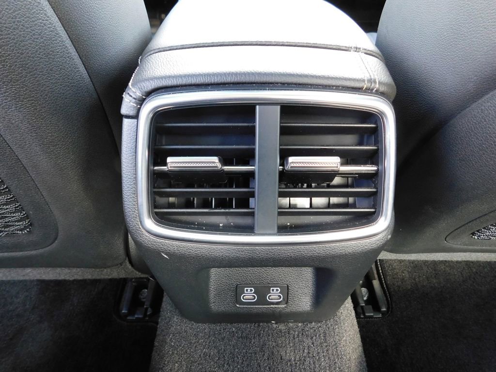 Used 2026 Genesis G70 2.5T Prestige image 14