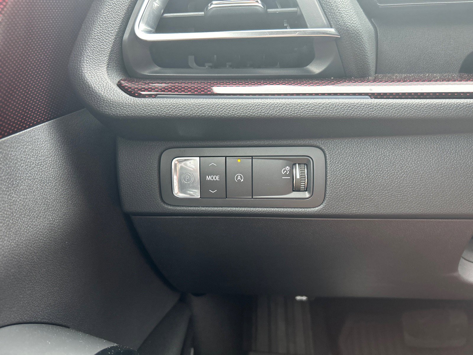 New 2026 Chevrolet Traverse RS w/ LPO, Floor Liner Package FWD image 14