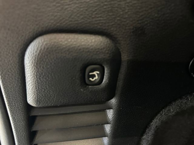 Used 2019 Jeep Grand Cherokee Limited image 20