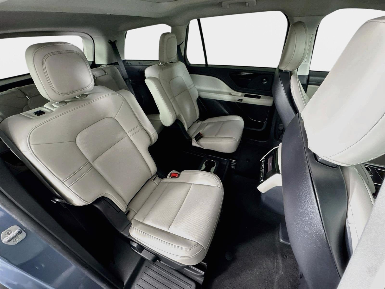Used 2025 Lincoln Aviator AWD w/ Equipment Group 101A image 30