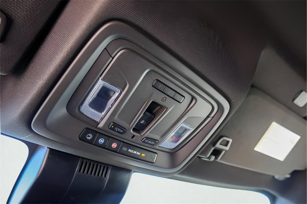 Used 2025 GMC Sierra 3500 SLT w/ Texas SLT Premium Package image 24