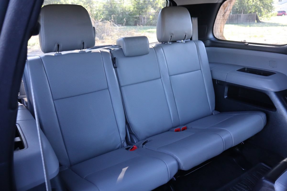 Used 2016 Toyota Sequoia Platinum AWD/4WD image 22