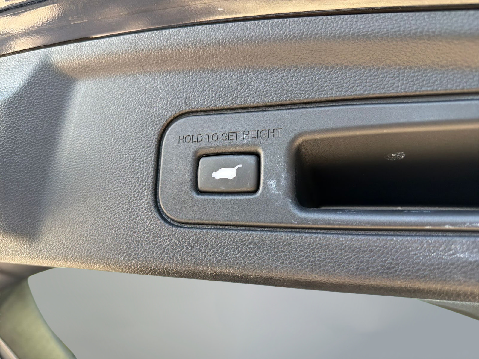 Used 2022 Acura MDX FWD w/ Technology Package image 38