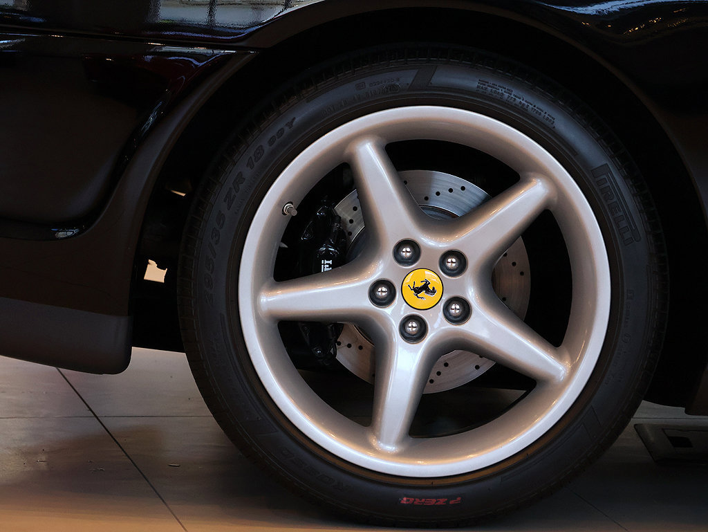 Used 1997 Ferrari 550 Maranello image 46