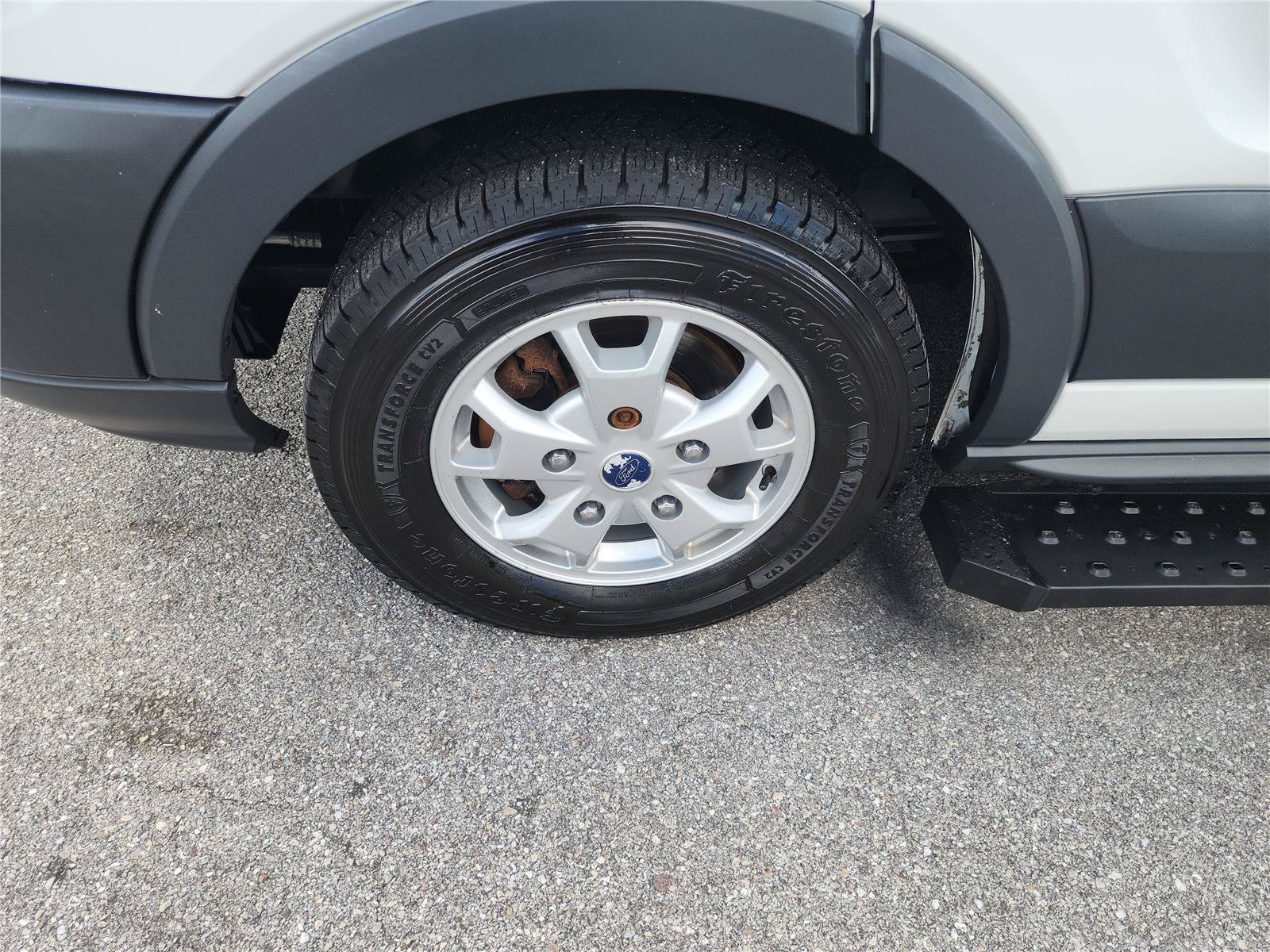 Used 2015 Ford Transit 350 XLT RWD image 9