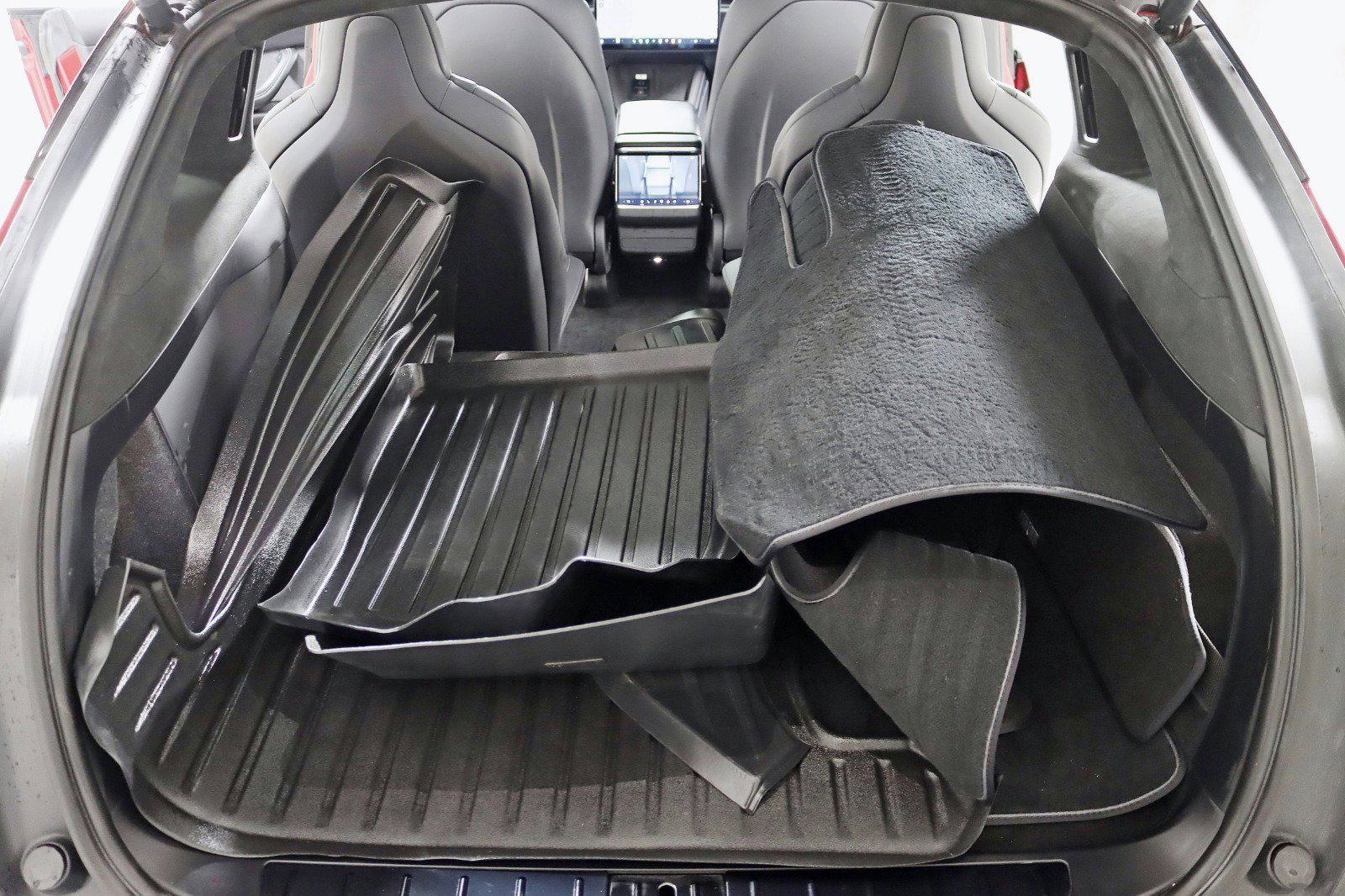 Used 2023 Tesla Model X Plaid image 37