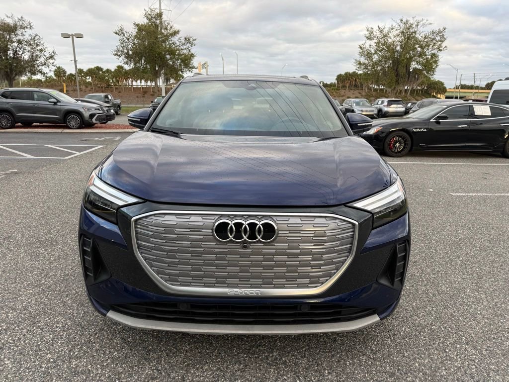 Used 2023 Audi Q4 e-tron Premium Plus w/ Premium Plus image 2