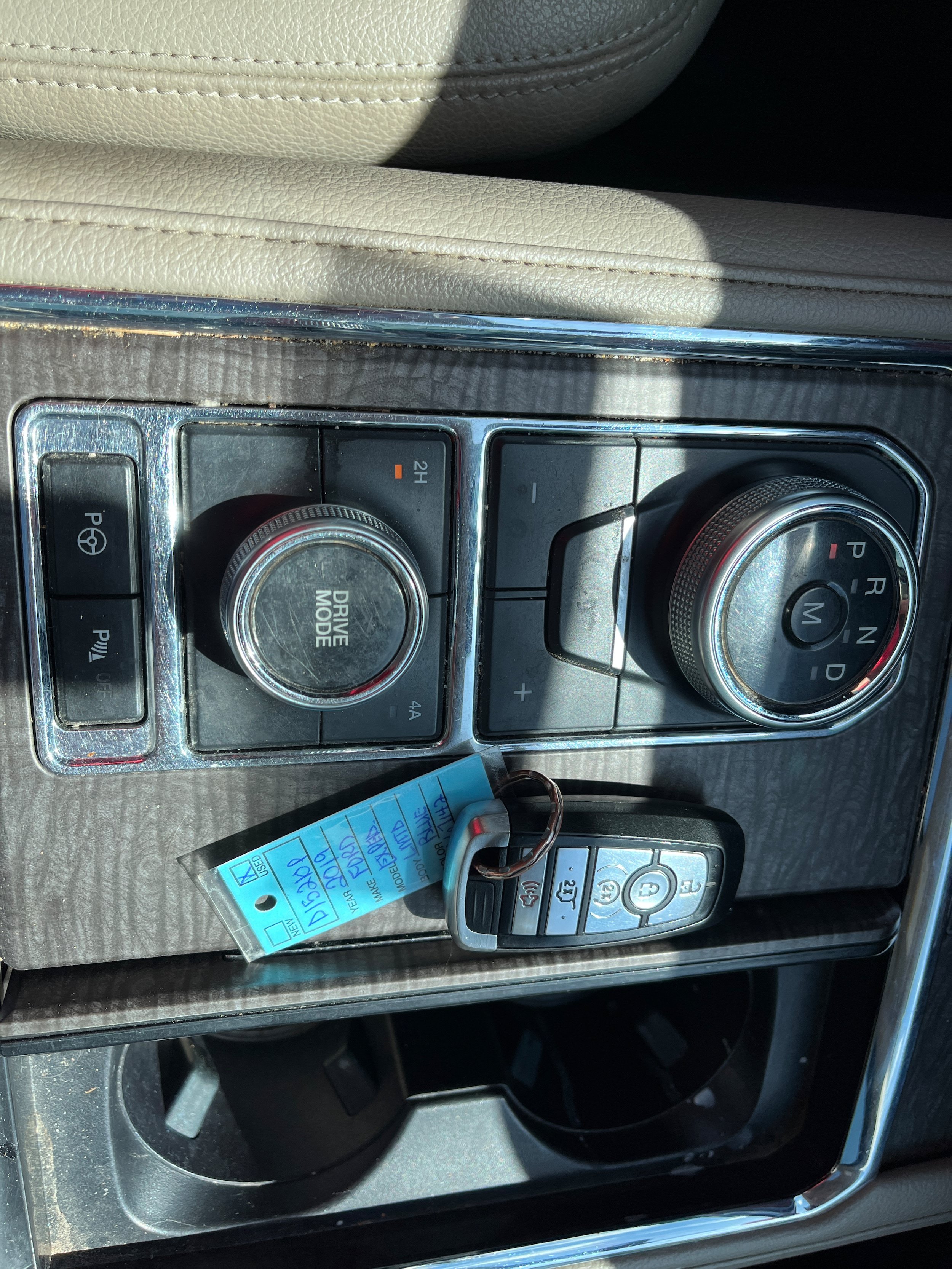 Used 2019 Ford Expedition Limited w/ Equipment Group 301A AWD/4WD image 24