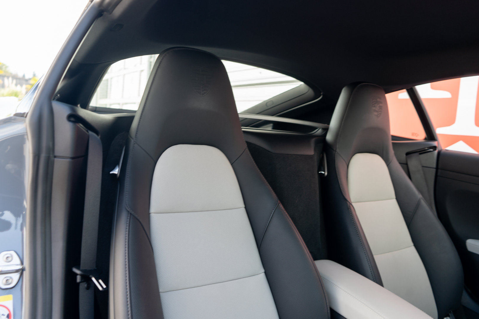 Used 2024 Porsche 718 Cayman RWD image 39