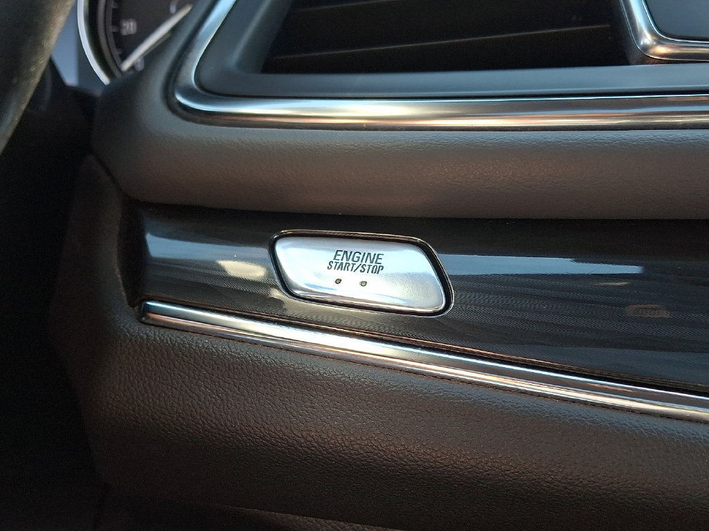 Used 2023 Buick Enclave Essence w/ Experience Buick Package AWD/4WD image 23