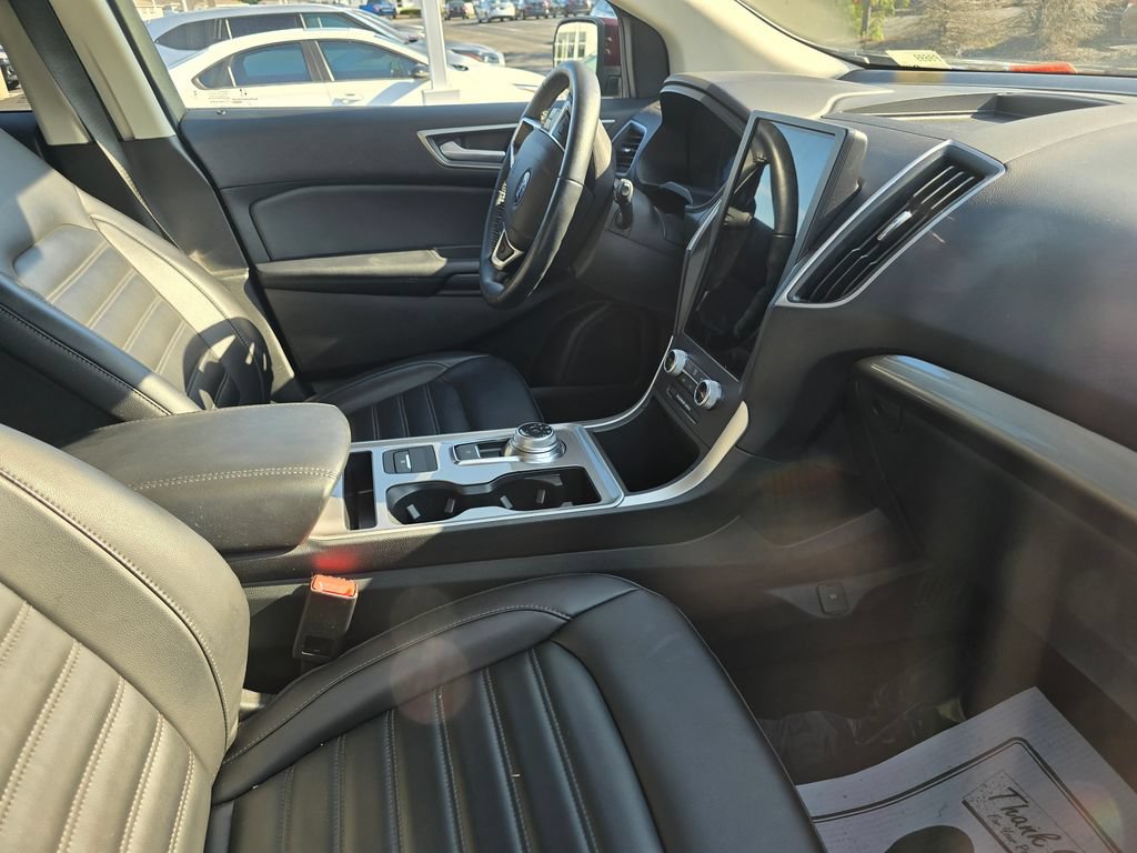 Used 2024 Ford Edge SEL w/ Convenience Package AWD/4WD image 11