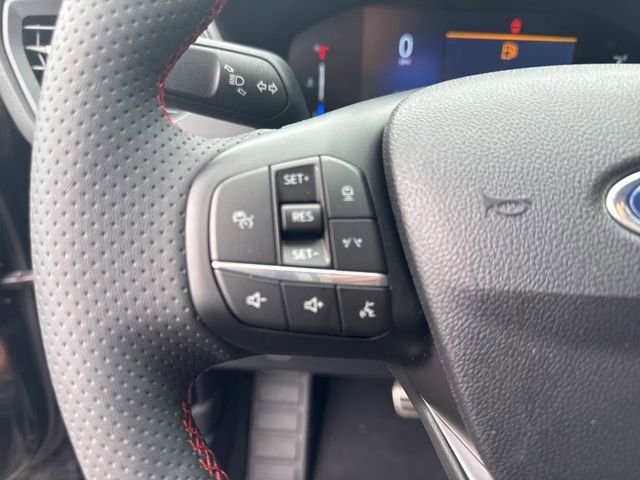 Used 2023 Ford Escape ST-Line w/ Tech Pack #1 AWD/4WD image 12