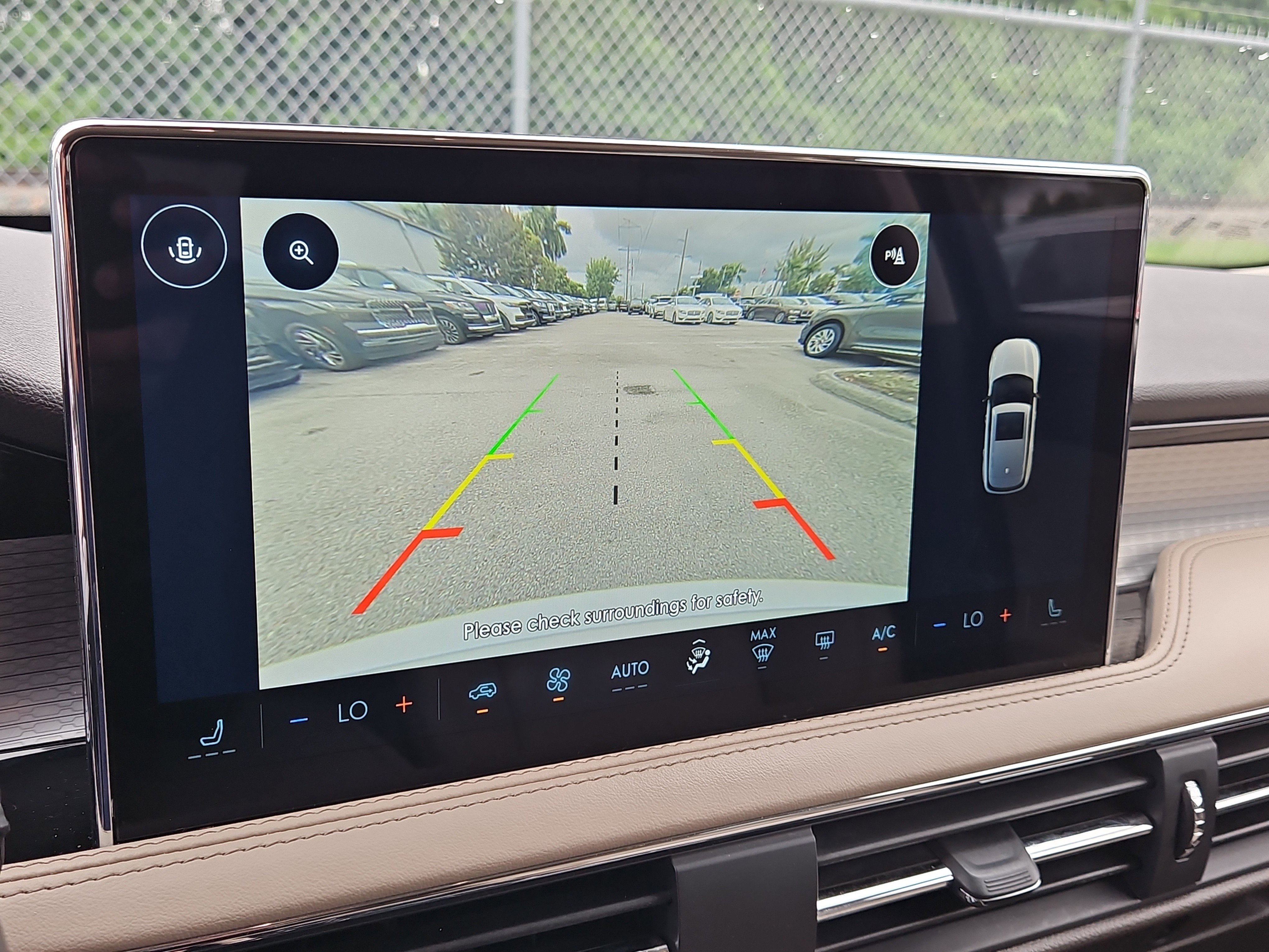 Certified 2024 Lincoln Corsair FWD image 18