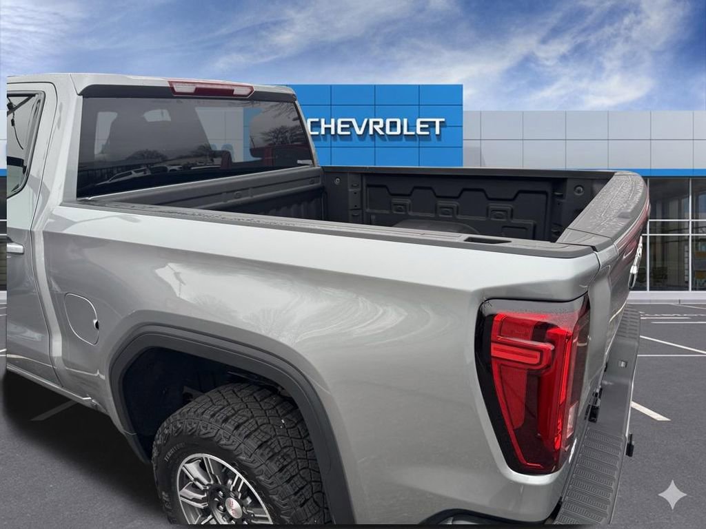 Used 2025 GMC Sierra 1500 AT4 image 33