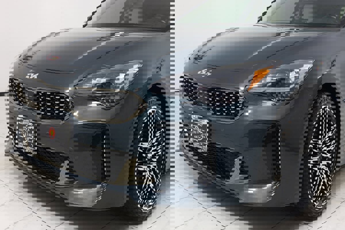 Used 2023 Kia Stinger GT2 image 49