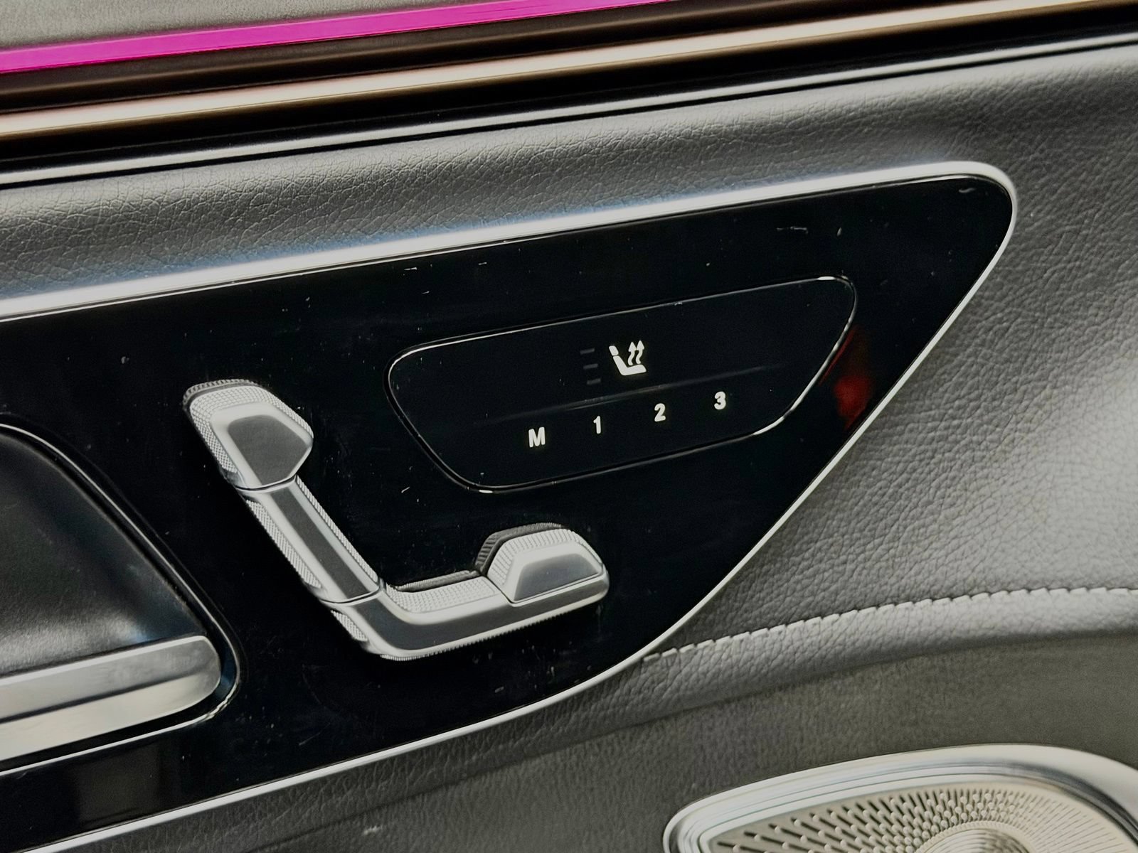 Certified 2023 Mercedes-Benz EQE 500 4MATIC SUV image 21