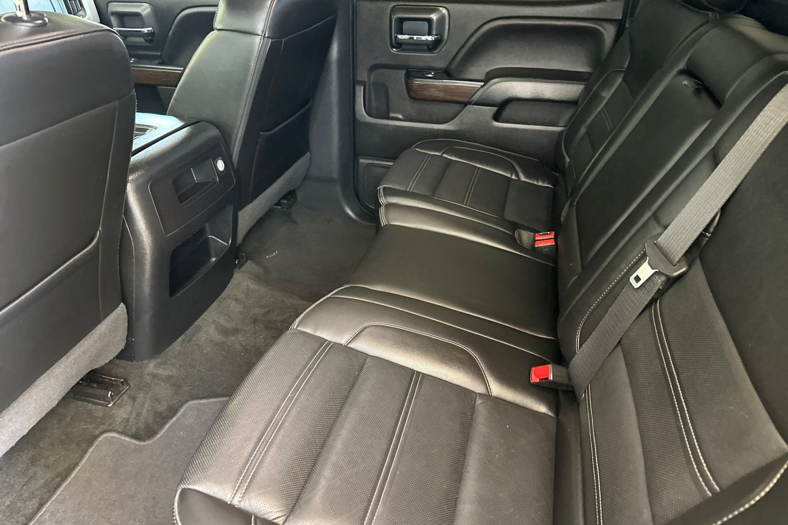 Used 2018 GMC Sierra 1500 Denali w/ Denali Ultimate Package AWD/4WD image 12