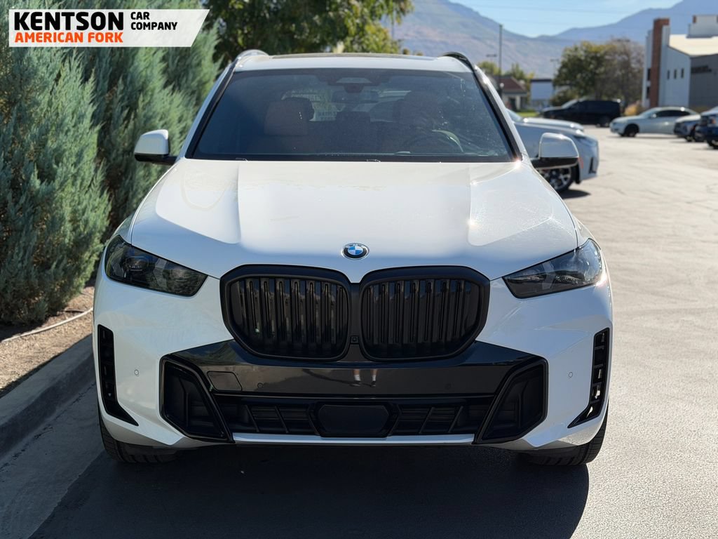 Used 2026 BMW X5 xDrive40i AWD/4WD image 2