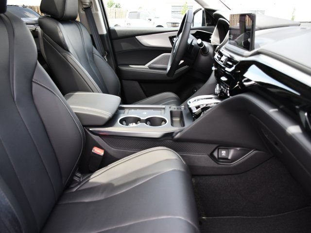 Certified 2026 Acura MDX FWD w/ Technology Package image 36