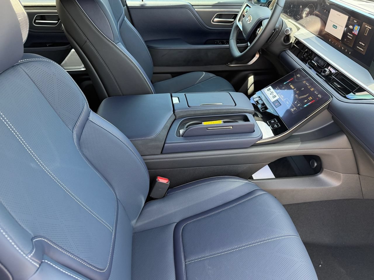 New 2027 INFINITI QX80 Sensory w/ Sport Exterior Package AWD/4WD image 10